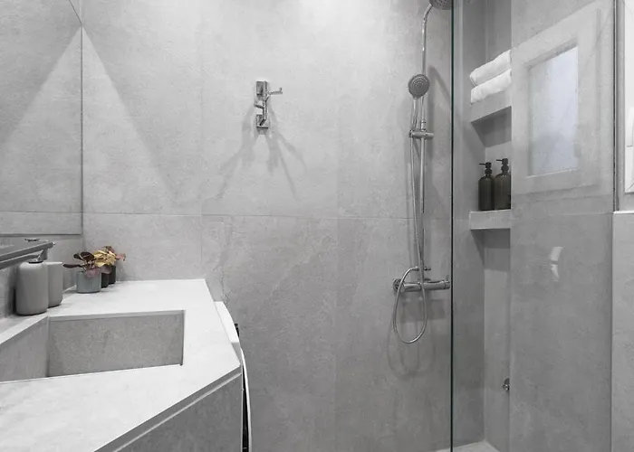 Promitheus 2 Bedroom דירה *